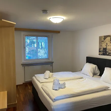 Haus Willibald Apartament *