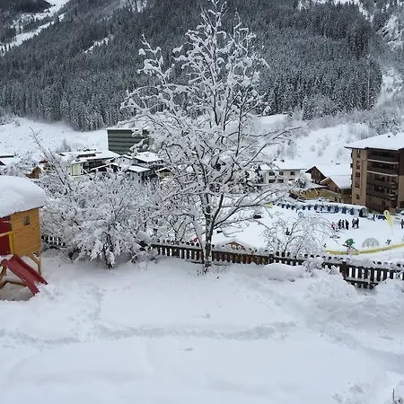 Haus Willibald Apartament *